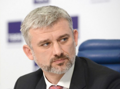  На место возгорания самолета в Сочи прилетел глава Минтранса РФ 