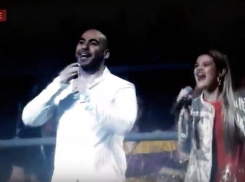 Молодежь в Сочи запустила многотысячную «волну» под песню Вахтанга о волонтерах