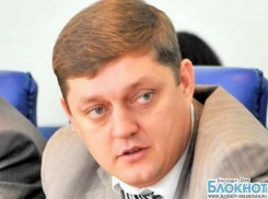 Олег Пахолков: на Украине идет политтехнологический захват власти, известный как «мухи съели пограничника»