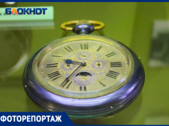 Самые древние часы показали на выставке в Краснодаре