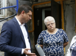 Протекшие «крыши мэра» в Краснодаре отремонтирует подрядчик за свой счет