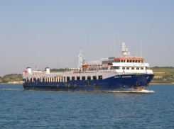  В Керченском проливе новороссийский паром с людьми сел на мель 