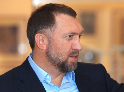 Миллиардер Дерипаска раскритиковал медленную скорость доставки грузов железной дорогой