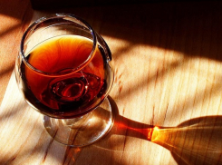 Подпольный завод по производству Hennessy нашли в Краснодарском крае