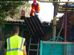 Краснодарцев из сгоревшего дома на улице Коммунаров отправят в гостиницу