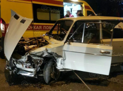 «Тройка, шестерка, семерка»: массовое столкновение отечественных авто произошло в Новороссийске