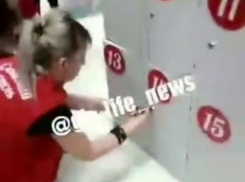 Стало известно, как ребенок оказался заперт в камере хранения ТЦ на Кубани 