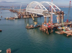 Скорее бы мост построили: остался без парома Керченский пролив