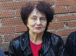 Пожилая женщина в красном свитере бесследно пропала в Краснодаре 