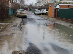 Активисты ОНФ нашли на Кубани дороги, которые после зимнего ремонта уже пришли в негодность 