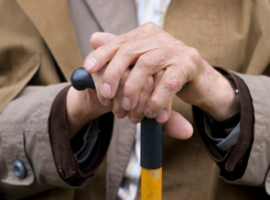 На Кубани грабители жестко расправились с двумя пенсионерами