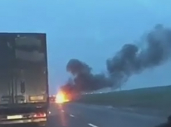 На ходу вспыхнуло газобалонное оборудование в машине кубанского автомобилиста