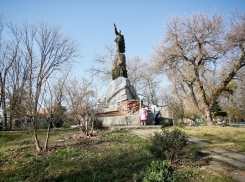 Площадь Вишняковского сквера в Краснодаре увеличат на гектар 