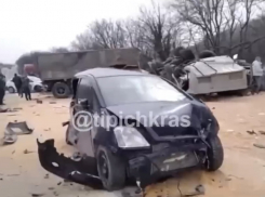 В страшном ДТП на Кубани погиб один человек и шестеро пострадали