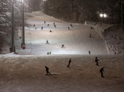 В будние дни в горах Сочи доступно вечернее катание