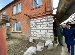 На Кубани возбудили уголовное дело после гибели матери с четырьмя детьми из-за угарного газа