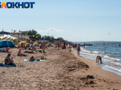 «Пьют морскую воду и моют в ней фрукты детям»: турист о жалующихся на ротовирус отдыхающих в Краснодарском крае