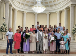 Вера Галушко и Андрей Анашкин поздравили семьи с Днем Петра и Февронии