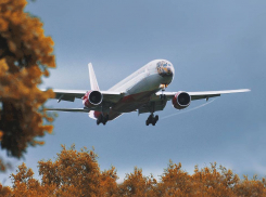 Самолет авиакомпании «Россия» экстренно сел в Краснодаре