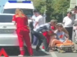 Мать с двумя детьми сбили в центре Краснодара