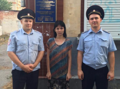 Тонущую женщину спасли краснодарские полицейские