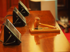  Краснодарский адвокат украл у своего спящего друга два телефона 