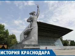 Кинотеатр «Аврора» построили на месте древнего кладбища