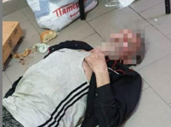 Обессиленного и грязного дедушку нашли краснодарцы в подъезде многоэтажки