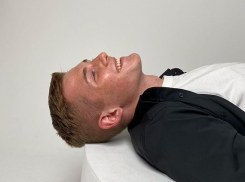 «Иди на завод!»: как краснодарец в 18 лет заработал первый миллион на бровях