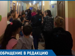 По два часа с грудными детьми краснодарки проводят в коридорах поликлиники