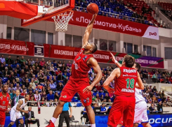 Благотворительный турнир проведут в Краснодаре баскетболисты кубанского «Локомотива»
