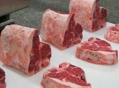 В аэропорту Сочи устроили пожар из-за мяса