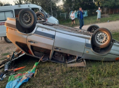 На Кубани в перевернувшейся «четырнадцатой» погиб бесправный ВДВшник