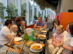 Депутат Андрей Анашкин устроил праздник для детей 