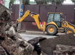 «Всем стоять», - в Краснодаре по улице Тургенева перекрыли участок от Северной до Бабушкина