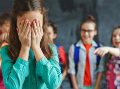 Купила нож ещё летом: подробности нападения школьницы на Кубани 