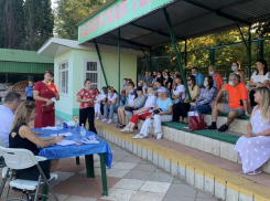 Ни один ребенок не будет ущемлен: власти опровергли слухи о закрытии Адлерской академии тенниса