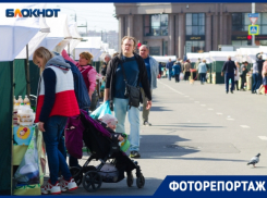 Толпы на ярмарках в Краснодаре: кто приходит заразиться коронавирусом