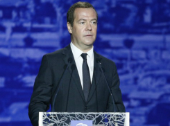 «В чем-то стало и похуже» - Дмитрий Медведев сравнил дома в Краснодаре с многоэтажками 70-х годов