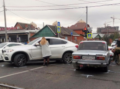 Из-за столкновения двух «шестерок» в Краснодаре встали трамваи