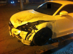 Автоледи на спорткаре сбежала с места ДТП в Краснодаре