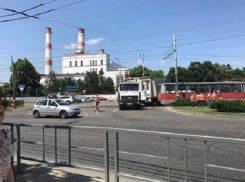 Из-за ДТП с участием трамвая в Краснодаре образовалась пробка