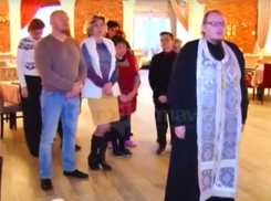 В Армавире освятили ресторан «Астория», известный по кровавой перестрелке