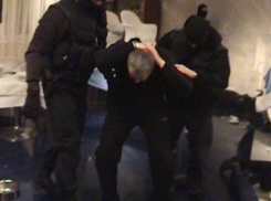 Адвокаты и СМИ выразили сомнение в чистоте сбора доказательств по уголовным делам в отношении Дулата Йоуло