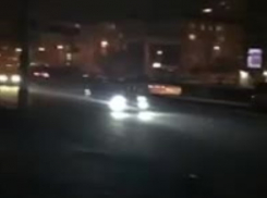 «Люди боятся переходить»: дорогу в Краснодаре оставили без освещения и «зебры»