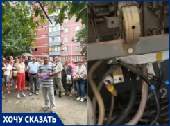 Краснодарцы боятся за свою жизнь из-за аварийного электрокабеля в доме