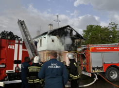  Из горящего дома в Краснодаре эвакуировали 15 жильцов 