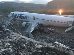  Эксперт нашел причину крушения Boeing, выкатившегося за ВПП в Сочи 