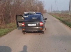 На Кубани водитель «Приоры» сбил двух женщин, обгоняя другой автомобиль
