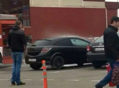  В Краснодаре эвакуировали людей из ТЦ «Красная Площадь» из-за угрозы взрыва